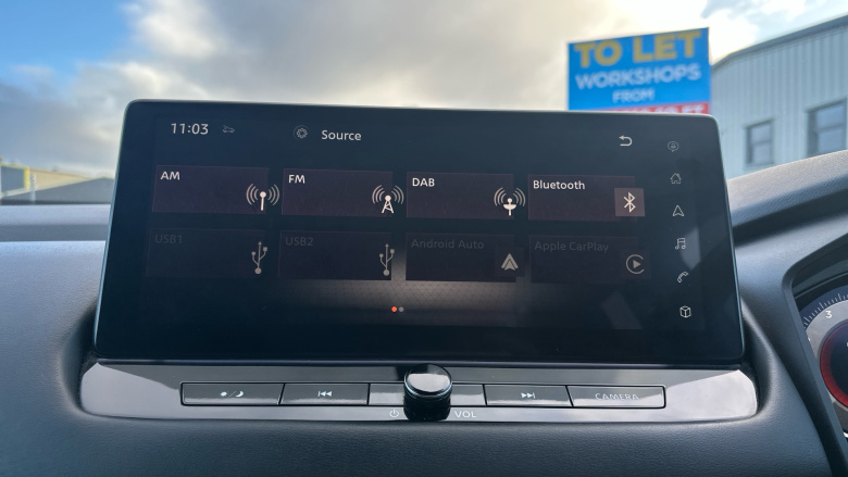 Nissan Qashqai 1.3 DiG-T MH 158 N-Connecta 5dr Xtronic Petrol Hatchback